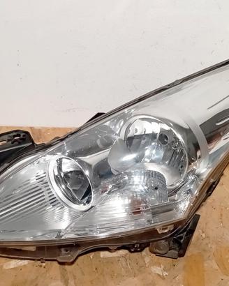 Faro anteriore sinistro (SX) Peugeot 3008, 5008