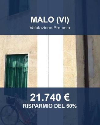 Immobile in asta di 124 m² con più di 5 locali e b
