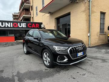 AUDI Q3 35 TDI S tronic Business Advanced SPORT