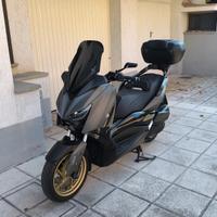 Yamaha xmax 300