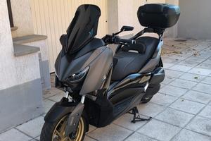 Yamaha xmax 300