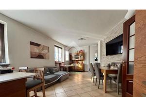 CASA SEMINDIPENDENTE A NONE