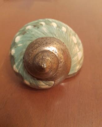 Conchiglia laminata in argento 925.
