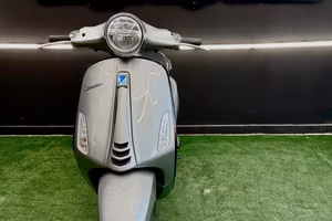 Piaggio Vespa 125 Primavera