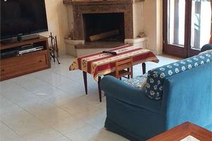 CERVINARA - TRILOCALE CON GIARDINO E BOX