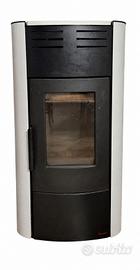 Stufa a pellet Extraflame Raffaella Idro 2.0