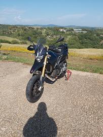 Aprilia Dorsoduro 750