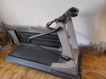 2 Tapis roulant Tecnogym 