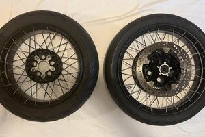 Cerchi bmw gs R1200GS R1250GS  dal 2013-2024