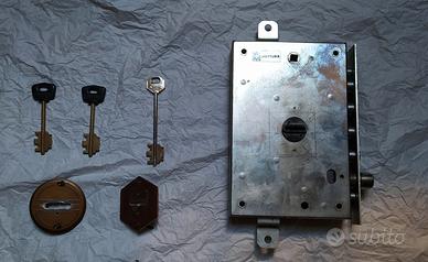 Serratura porta blindata doppia mappa Mottura