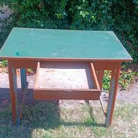 Tavolo / vecchia cattedra