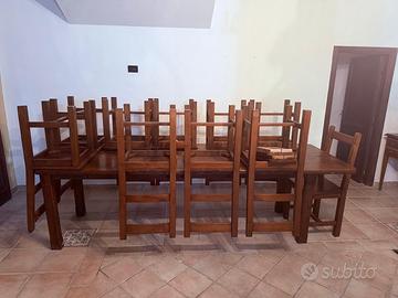 Tavolo in legno massello con sedie