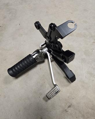 Kawasaki Z750 Z1000 staffa pedale freno