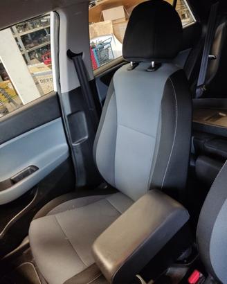 Sedile anteriore dx HYUNDAI I20 del 2017