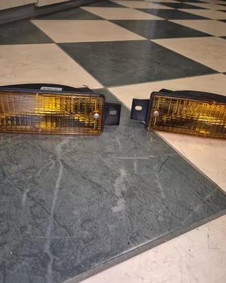 Freccie Laterali Nuove NOS Per Bmw Serie 3 E30