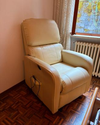 Poltrona elettrica alza persona