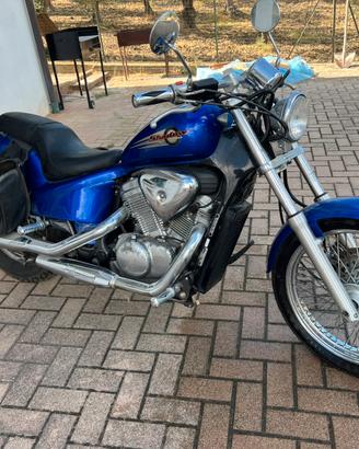 Honda Shadow VT 600 con pochi km