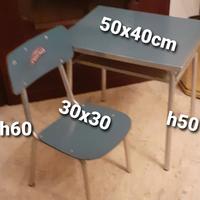 Banchetto e sedia in formica vintage