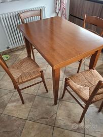 TAVOLO DA CUCINA E 4 SEDIE ABBINATE