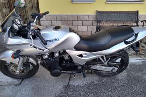 Kawasaki zr-7s