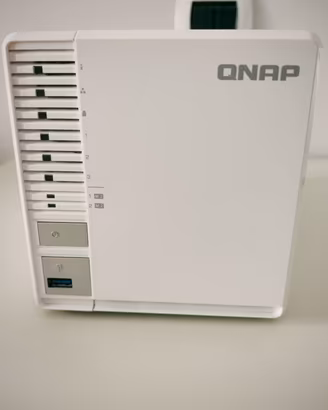 NAS QNAP TS-351 – Condizioni Perfette (Senza Disch