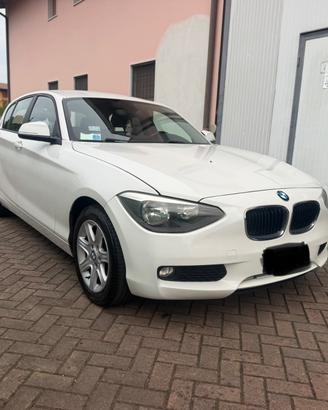 Bmw 118 5p. Sport 2015 interni pelle