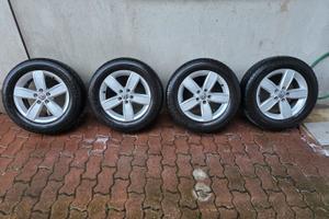 Cerchi VW con gomme termiche polo.