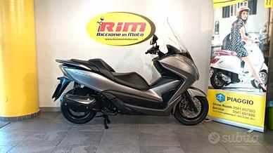 Honda Forza 300