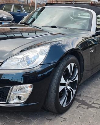 Opel GT 2.0 Turbo 16V