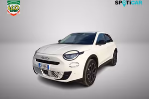 FIAT 600 Hybrid 100 CV DCT MHEV La Prima