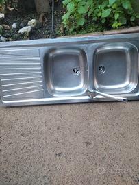 Mobili e elettrodomestici da cucina