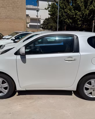 TOYOTA IQ 1.0 VVT-i CVT Multidrive