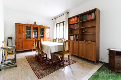 CASA SEMINDIPENDENTE A VESTONE