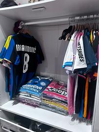 Maglie da calcio in blocco