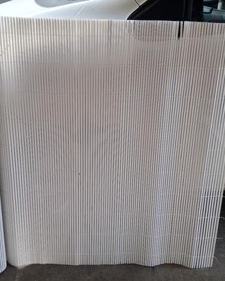 Canniccio privacy in PVC bianco 