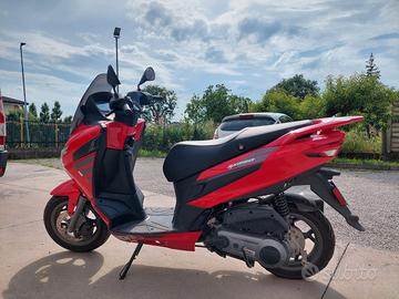 Aprilia SXR 50 E5 POWER RED