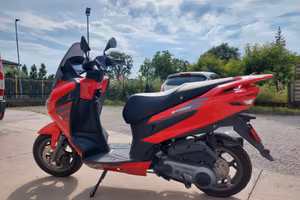 Aprilia SXR 50 E5 POWER RED