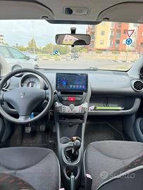 Peugeot 107 sweet year