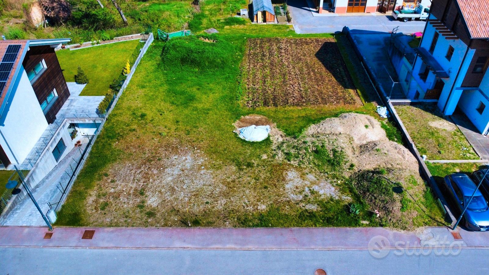 Terreno edificabile con vincolo di residenza ordin - Vista 2