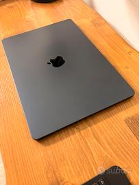 MacBook Air 15” Apple M3 – 16GB RAM / 256GB SSD
