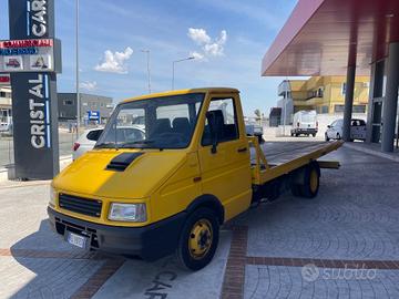 Iveco Daily 35-10 Carroatrezzi scarrabile