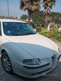 Alfa Romeo 147