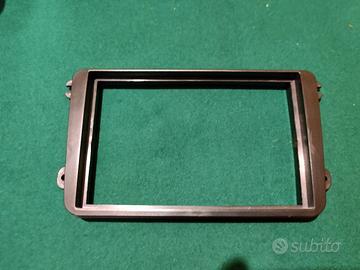 Maschera autoradio 2 DIN Volkswagen Golf 5