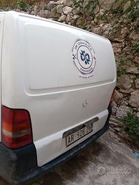 furgone Mercedes vito