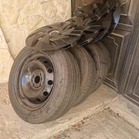 gomme 195/55 R15 con cerchio e compri cerchio