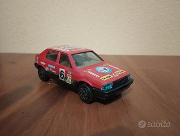 Alfa Romeo 33 Burago 1/43