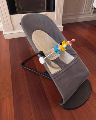 sdraietta BabyBjörn Bliss con arco giochi optional