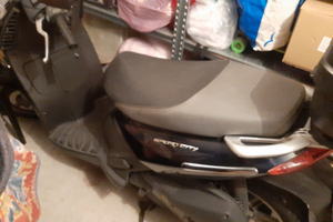 Aprilia Sportcity 125cc 2008 58000km scooter