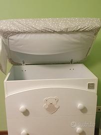 Fasciatoio per bambini con cassetti