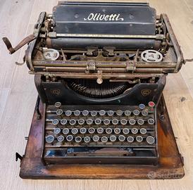 Macchina da scrivere Olivetti M20